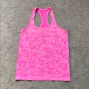 Lululemon Swiftly Racerback (hot pink camo)
